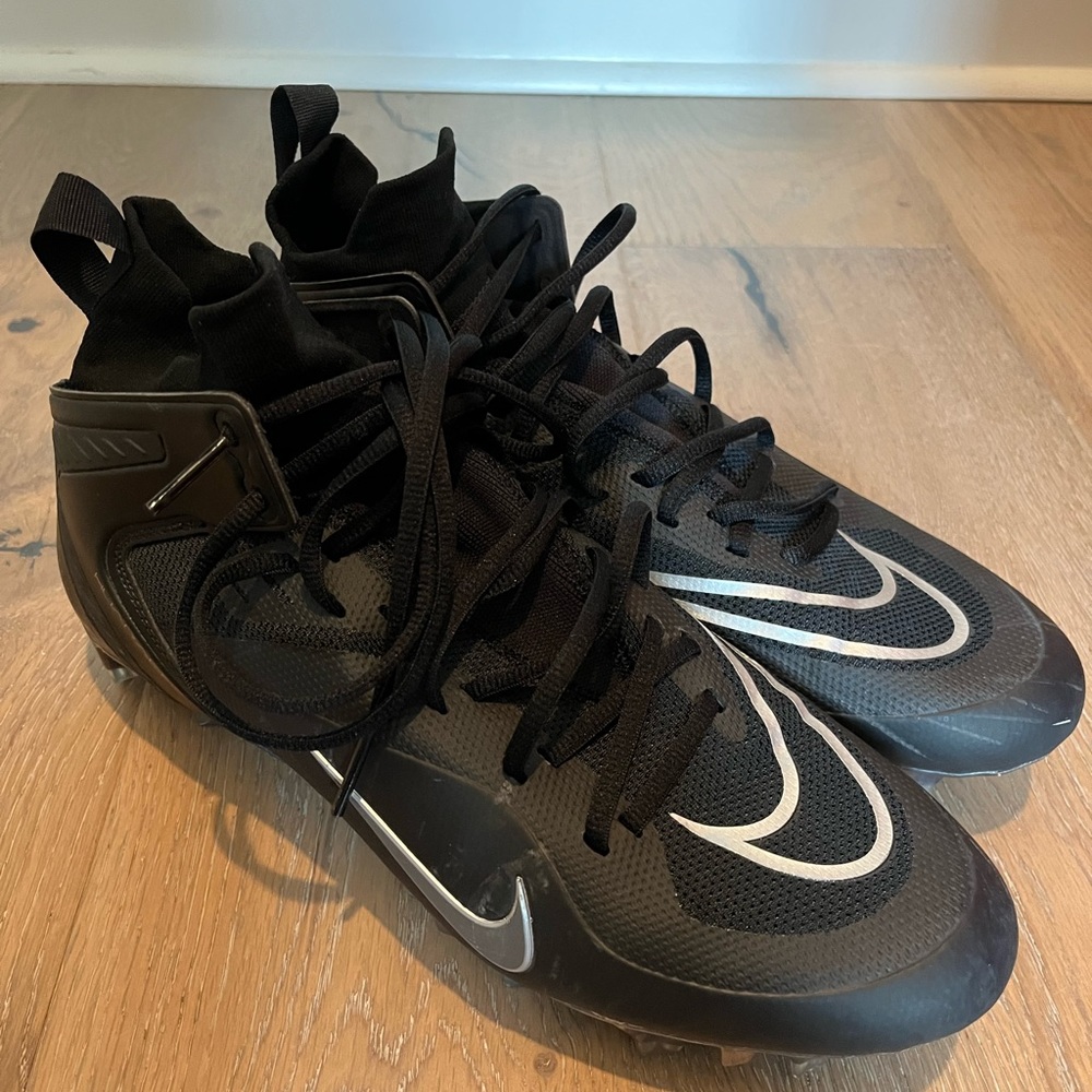 Nike men’s lacrosse cleats size 11.5, black, only worn once